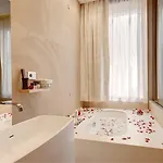 Sun Luxury Pantheon 4*