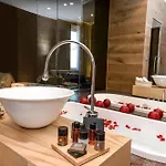 Sun Luxury Pantheon