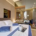 Sun Luxury Pantheon Guest house