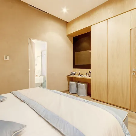 Sun Luxury Pantheon בית הארחה רומא