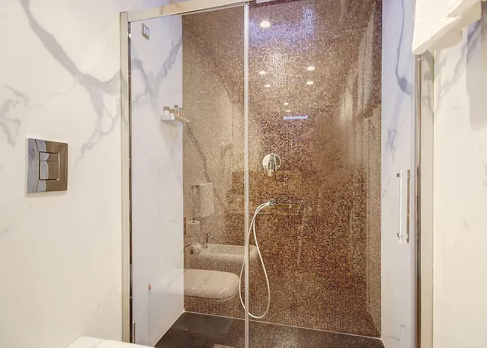 Sun Luxury Pantheon Rome