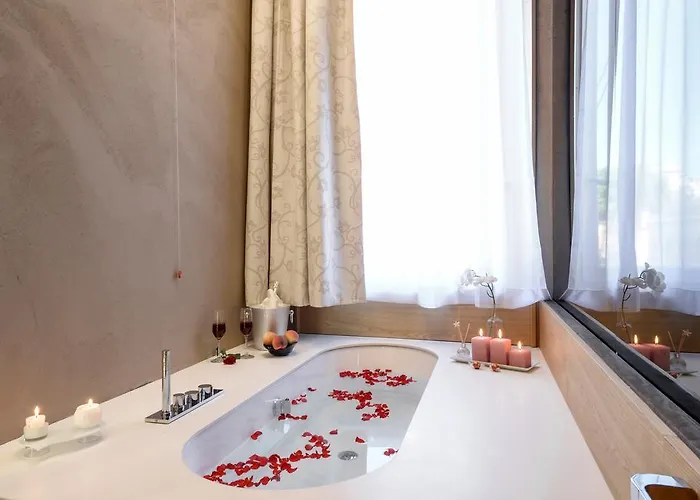 Sun Luxury Pantheon Rome