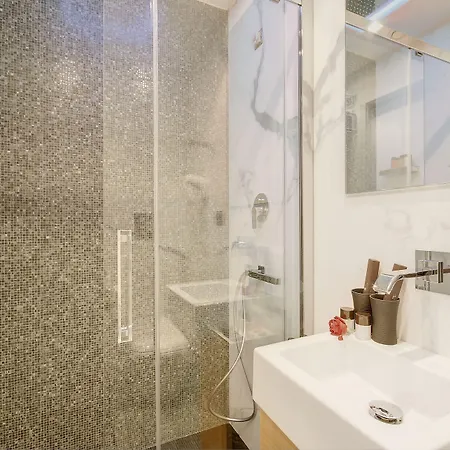 Sun Luxury Pantheon 4*