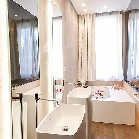 Gasthuis Sun Luxury Pantheon 4*