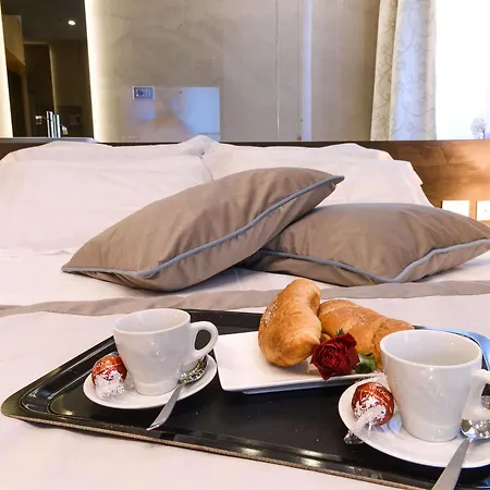 Gasthuis Sun Luxury Pantheon 4*