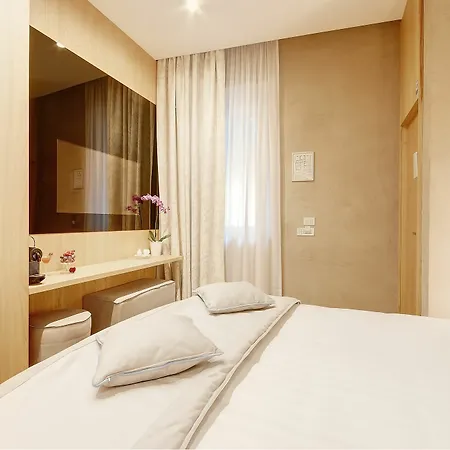 Sun Luxury Pantheon 3* Řím